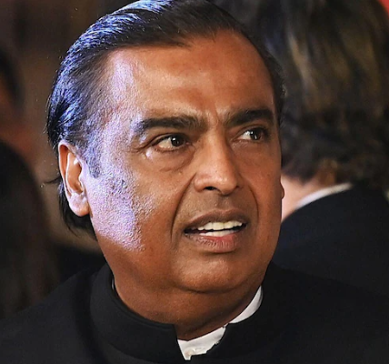 Mukesh Ambani Reliance Industries signs $2.9 billion offshore loan deal in 2025