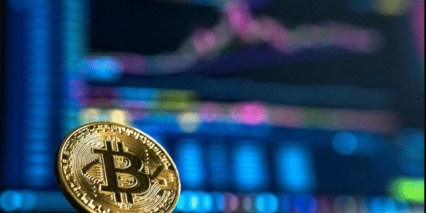 Bitcoin price chart showing retreat below $120,000 amid profit-taking and market focus on U.S. CPI and PPI data.
